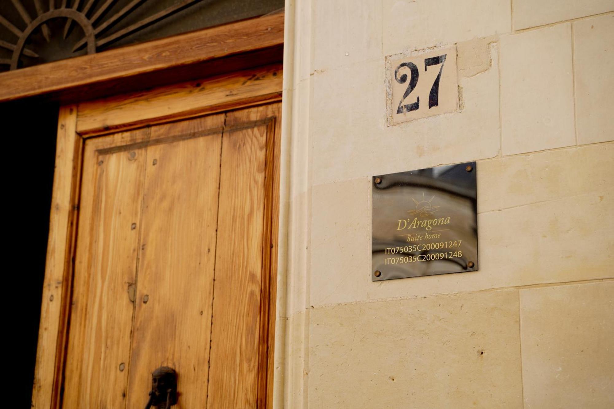Suite Home D'Aragona Lecce Exterior foto